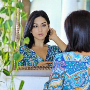Are Mirrors Ruining Your Home’s Energy? (As per Mahavastu)